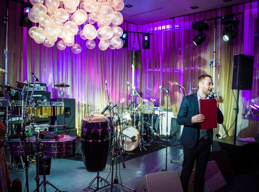 Аренда райдерного бэклайна для кавер-групп и звезд эстрады.