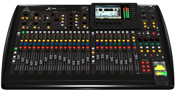 Аренда профессионального микшерного пульта Behringer X32 и сценической коробки S32.