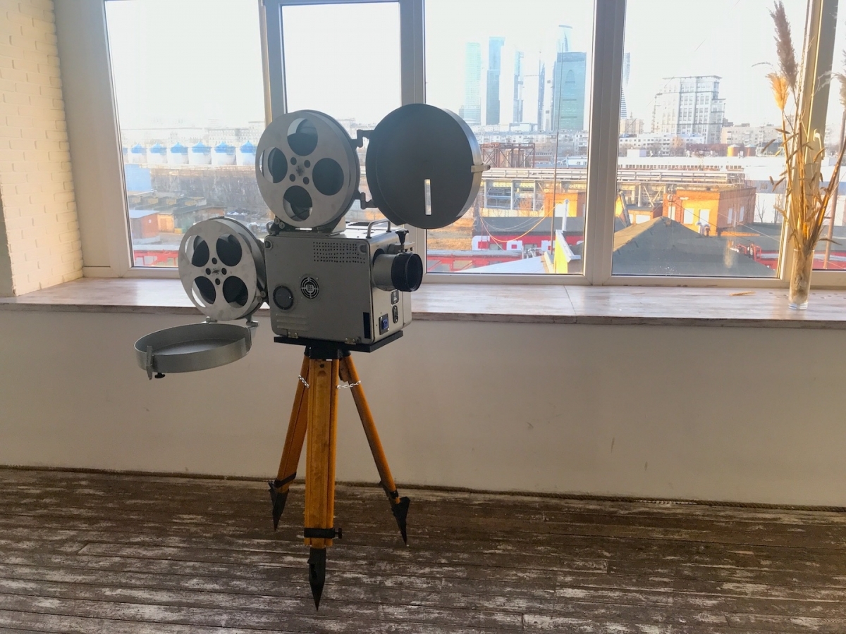 Аренда ретро-кинопроектора