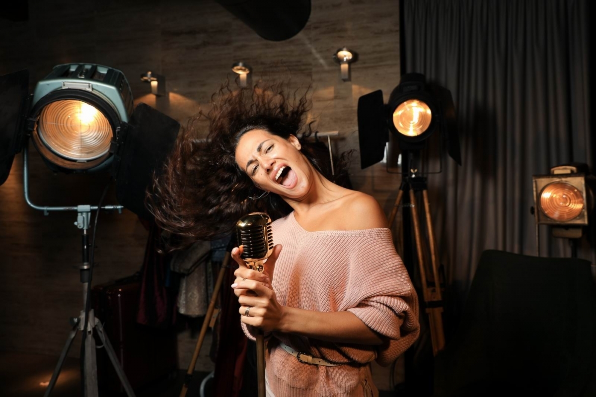 Ретро-микрофон