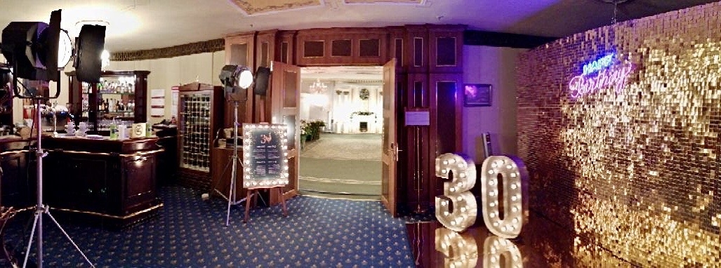 Аренда ретро-прожектора для фотозоны