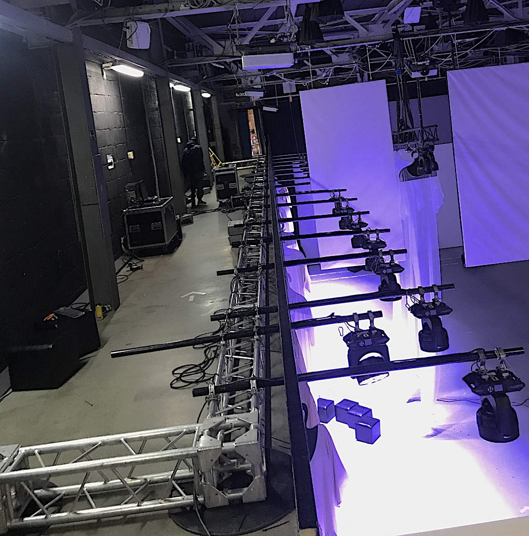 Аренда конструкций из фермы с ригелями