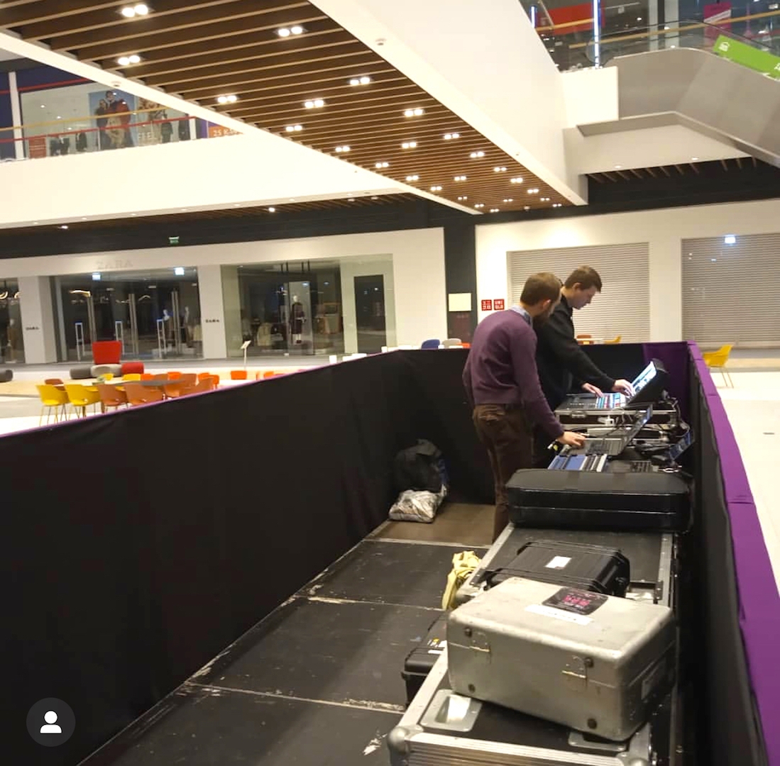 Изготовление ширмы для пультовой на мероприятие