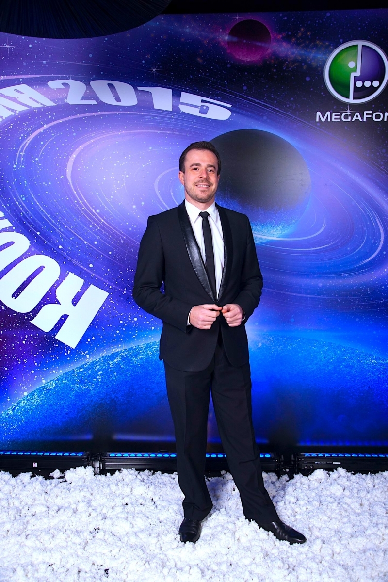 Аренда света для баннера и пресс-волла