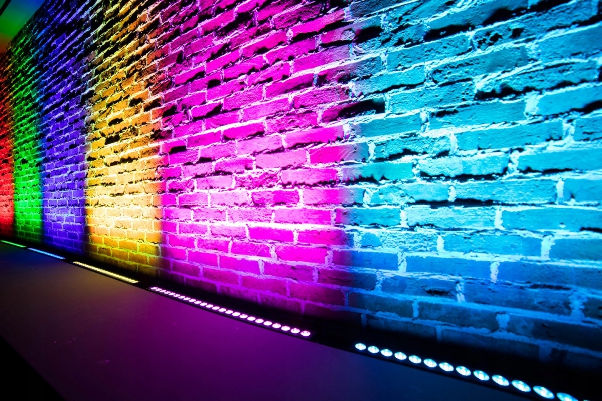 Led bar в аренду для архитектурной подсветки и для баннеров