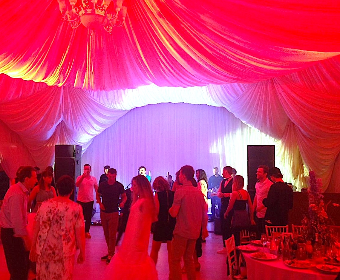 Прокат света на свадьбу в Москве