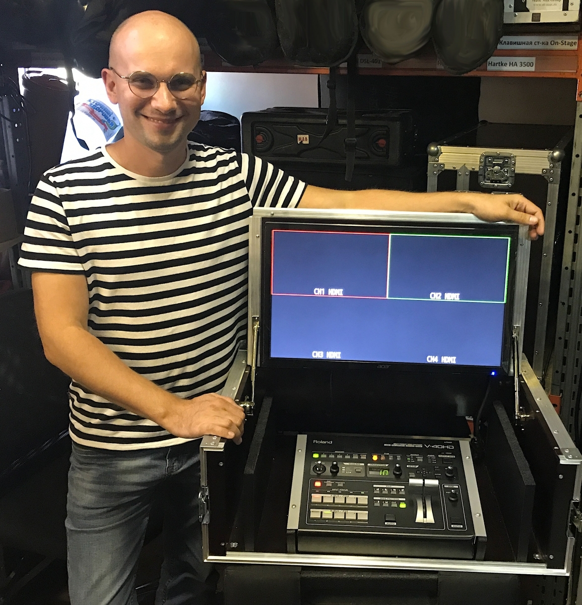 Аренда пульта для микширования видео Roland V-40HD