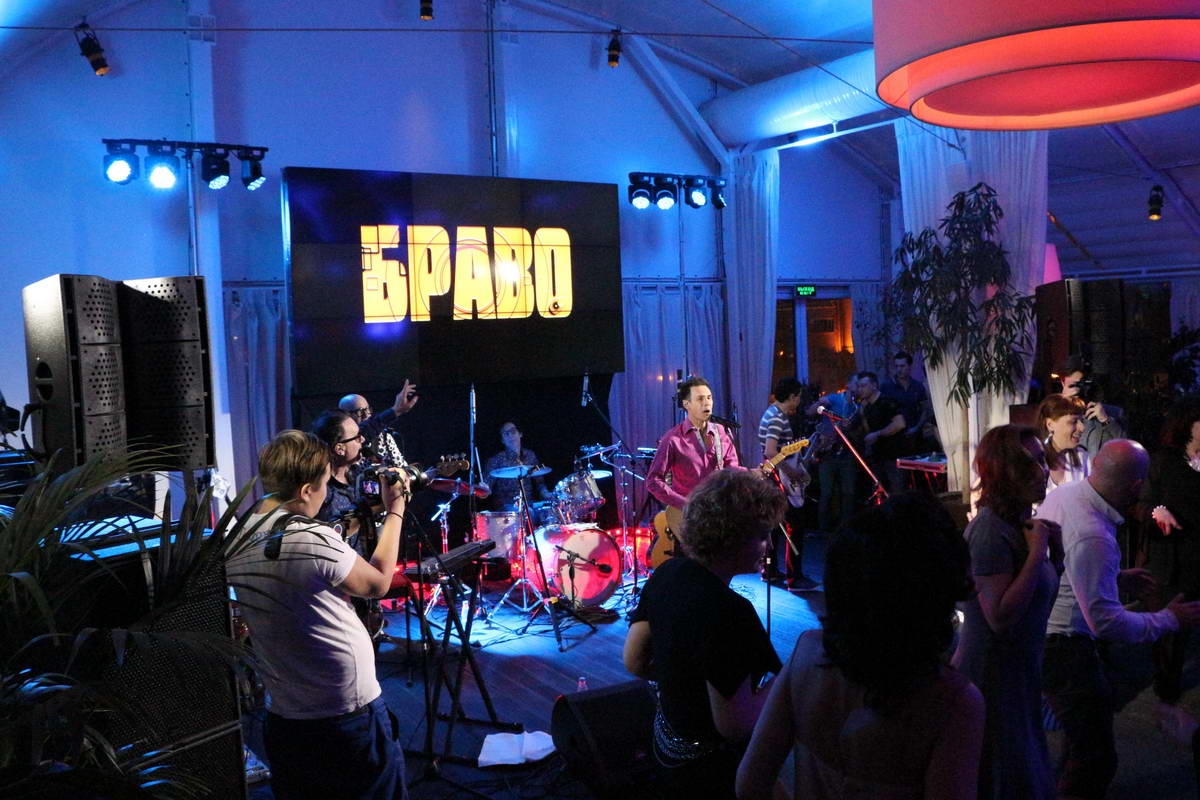 Аренда звука 10 кВт от MMG в ресторане Zafferano для группы Браво.