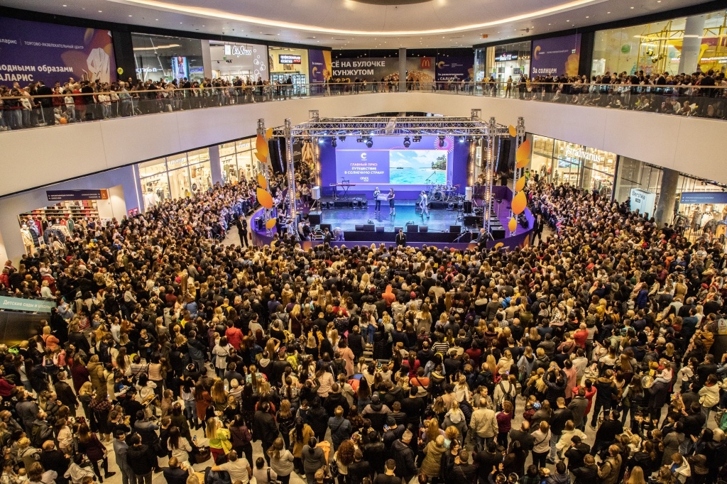 Аренда комлекта звука 30 кВт. Концерт Димы Билана на открытии ТРЦ Саларис.