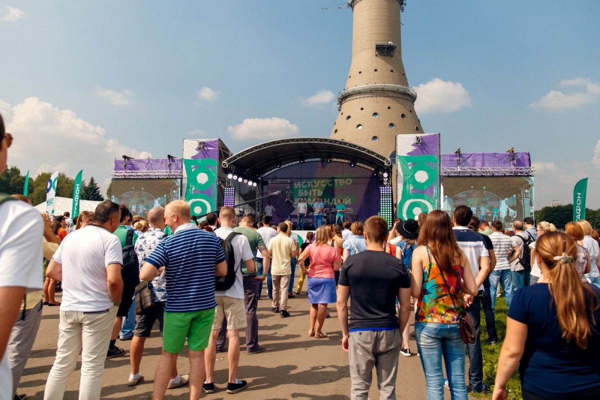 Аренда звука 30 кВт на летний проект компании Мегафон у Останкинской башни.