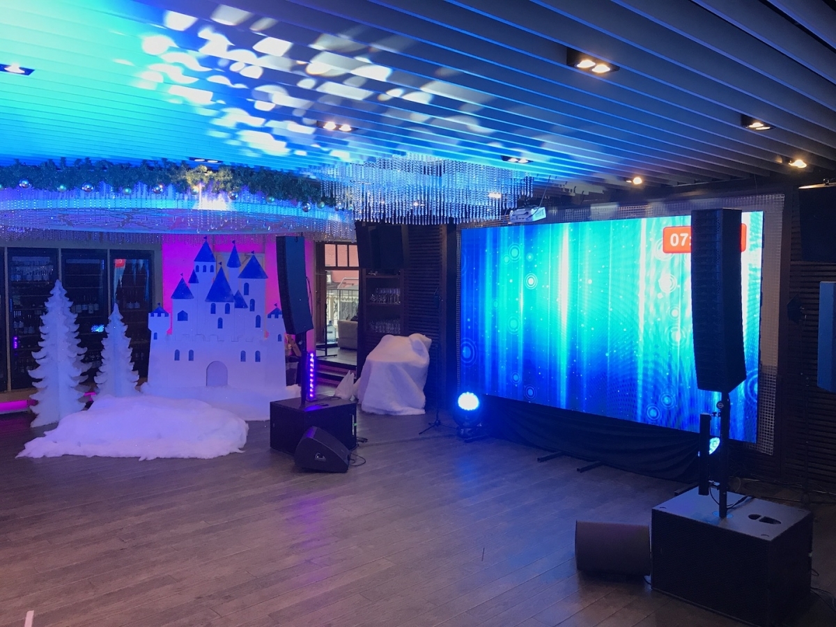 Звук в аренду на корпоратив в ресторане Светлый.